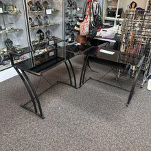 Load image into Gallery viewer, Metal / Glass L Desk (37x59x57)
