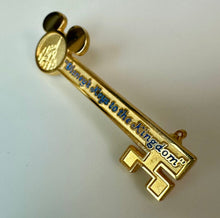 Load image into Gallery viewer, Disney Keys to the Kingdom Tour Souvenir Pin (2")
