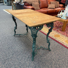 Load image into Gallery viewer, Table with Metal Frame (28x42x24)
