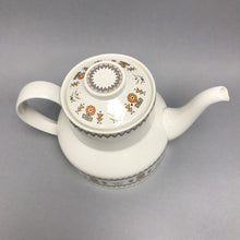 Load image into Gallery viewer, Royal Doulton 'Kimberley' Teapot (5x9x5.5)
