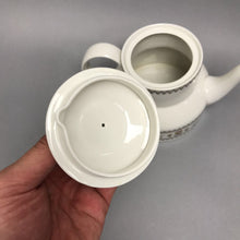 Load image into Gallery viewer, Royal Doulton 'Kimberley' Teapot (5x9x5.5)
