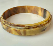 Load image into Gallery viewer, Vintage Step Carved Marbled Brown &amp; Cream Bakelite Bangle Bracelet (8" Inside Circumference)
