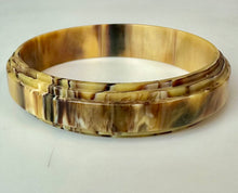 Load image into Gallery viewer, Vintage Step Carved Marbled Brown &amp; Cream Bakelite Bangle Bracelet (8" Inside Circumference)
