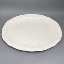 Load image into Gallery viewer, Signature Housewares Embossed Fruit Serving Platter (18.25x14) (As-Is)
