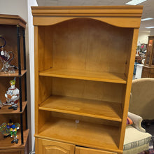 Load image into Gallery viewer, Shelf / Cabinet (77x33x18)
