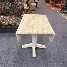 Load image into Gallery viewer, Drop Leaf Table (30x24/36x36)

