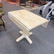 Load image into Gallery viewer, Drop Leaf Table (30x24/36x36)
