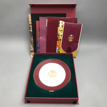 Load image into Gallery viewer, Dudson Canadian Pacific 9" Collectible Plate w/ Box, Paperwork
