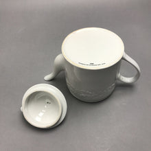 Load image into Gallery viewer, Martha Stewart Acorn Pattern 6 Cup Teapot (8x10)
