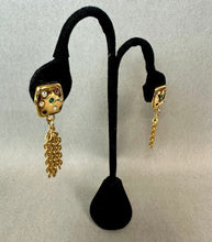 Load image into Gallery viewer, Vintage Jewel Toned Rhinestone Layered Satellite Chain 18" Necklace &amp; 1.75" Chain Fringe Earrings Set
