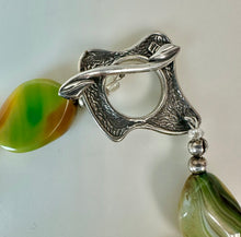 Load image into Gallery viewer, Silpada Dyed Agate Quartz Sterling Beaded Toggle Bracelet (8")
