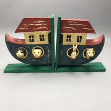 Load image into Gallery viewer, Noah's Ark Wood Bookends (9") 2pcs

