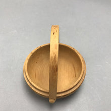 Load image into Gallery viewer, Small Wooden Trinket Basket (5")

