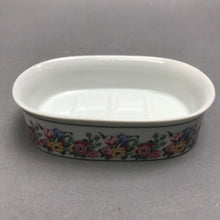 Load image into Gallery viewer, Vintage Floral Festival Soap Dish by Bill Blass, 1988
