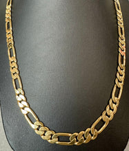 Load image into Gallery viewer, Vintage Goldtone Thick Figaro Chain (30")
