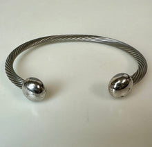 Load image into Gallery viewer, Q-Ray Stainless Steel Flexible Coil Cuff Bracelet
