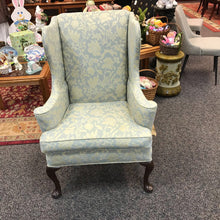 Load image into Gallery viewer, Green Upholstered Arm Chair (43x31x33)
