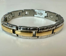 Load image into Gallery viewer, Stainless Steel Gold Plated Watchband Link Bracelet (7")
