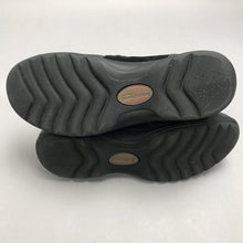 Load image into Gallery viewer, Earth Origins By Earth Black Ankle Booties Size 7
