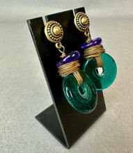 Load image into Gallery viewer, Vintage Antiqued Brass Purple &amp; Teal Art Glass Drop Earrings (2")

