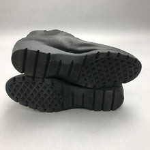 Load image into Gallery viewer, Aerosoles Black Pebbled Leather Ankle Boots Size 7.5
