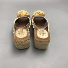 Load image into Gallery viewer, Life Stride Tan Wedge Heels Size 6.5
