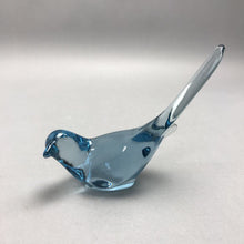 Load image into Gallery viewer, Fenton Blue Bird of Happiness Figurine (4x5)
