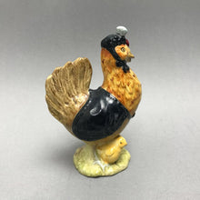 Load image into Gallery viewer, Beatrix Potter 'Sally Henny Penny' Figurine (4")
