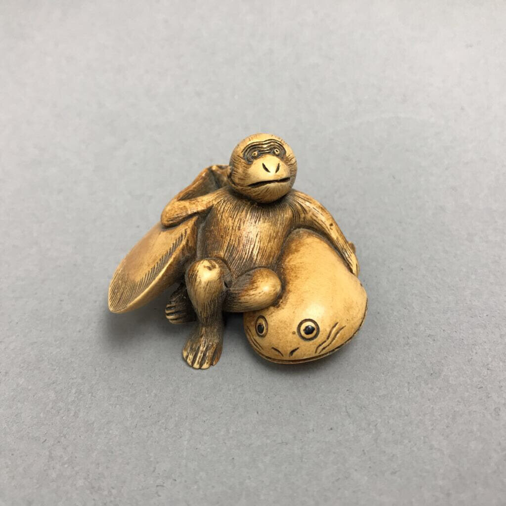 Monkey & Fish Netsuke (~1x1.5x1.5) – Main Street Estate Sales Monkey & Fish Netsuke (~1x1.5x1.5) – Main Street Estate Sales