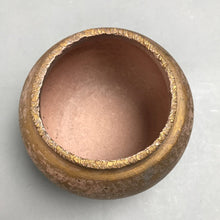 Load image into Gallery viewer, LPC Studios Richard &amp; Phyllis Natanek Rustic Planter "Seneca IL" (4")
