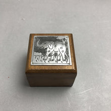 Load image into Gallery viewer, Silver Covered Elephant Top Wooden Box (2x2)
