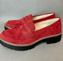 Load image into Gallery viewer, Red Faux Suede Platform Penny Loafers sz 38/8

