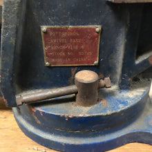 Load image into Gallery viewer, Vintage Pittsburgh Vise
