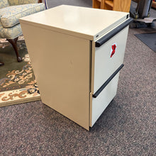 Load image into Gallery viewer, Hon 2 Drawer File Cabinet No Key (28x15x20) AS IS
