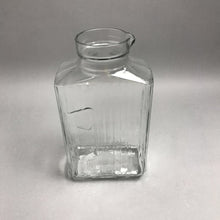 Load image into Gallery viewer, Anchor Hocking Bistro Glass Pitcher (11")
