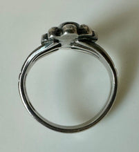 Load image into Gallery viewer, Vintage Sterling Turquoise Oval Ring sz 6
