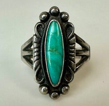 Load image into Gallery viewer, Vintage Sterling Turquoise Oval Ring sz 6
