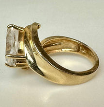 Load image into Gallery viewer, 14K Gold White Topaz Ring sz 6 (5.8g)
