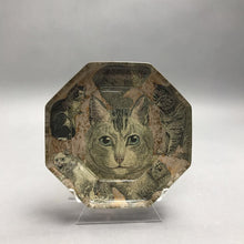 Load image into Gallery viewer, Vintage Octagon Handmade Decoupage Glass Plate Cats(7")
