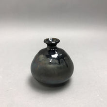 Load image into Gallery viewer, Asian-Inspired Decorative Flower Bud Vase(4")2 available
