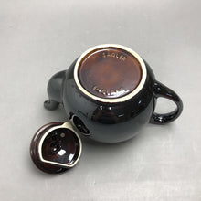 Load image into Gallery viewer, Vintage Sadler Classic Glazed Brown Betty Tea Pot(6x9)
