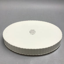 Load image into Gallery viewer, Mikasa Arabella Oval Casserole Dish (2.5x12x7.5)
