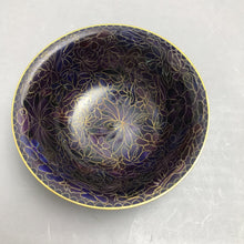 Load image into Gallery viewer, Vintage Chinese Purple of Jingfa Enamel Cloisonne Bowl (2x5)
