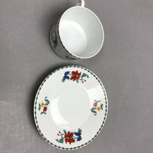 Load image into Gallery viewer, Porcelaine de Paris Limoges 'Pavot' Teacup &amp; Saucer Set (~3x5.75)
