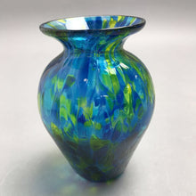 Load image into Gallery viewer, Hand Blown Art Glass Vase (5")
