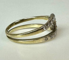 Load image into Gallery viewer, 14K Gold Diamond Ring sz 5 (2.2g)
