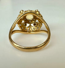 Load image into Gallery viewer, 18K Gold Topaz Diamond Ring sz 5 As-Is (5.5g)
