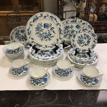 Load image into Gallery viewer, Vintage Blue Danube Blue Onion Japan 33 PC Set
