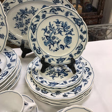 Load image into Gallery viewer, Vintage Blue Danube Blue Onion Japan 33 PC Set
