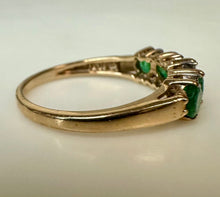 Load image into Gallery viewer, 14K Gold Green Tourmaline Diamond Ring sz 7 (2.4g)
